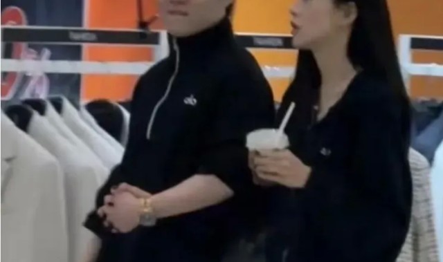 年度赛事赛程-Rookie新女友：违规接触？还以为他和小钰结婚了